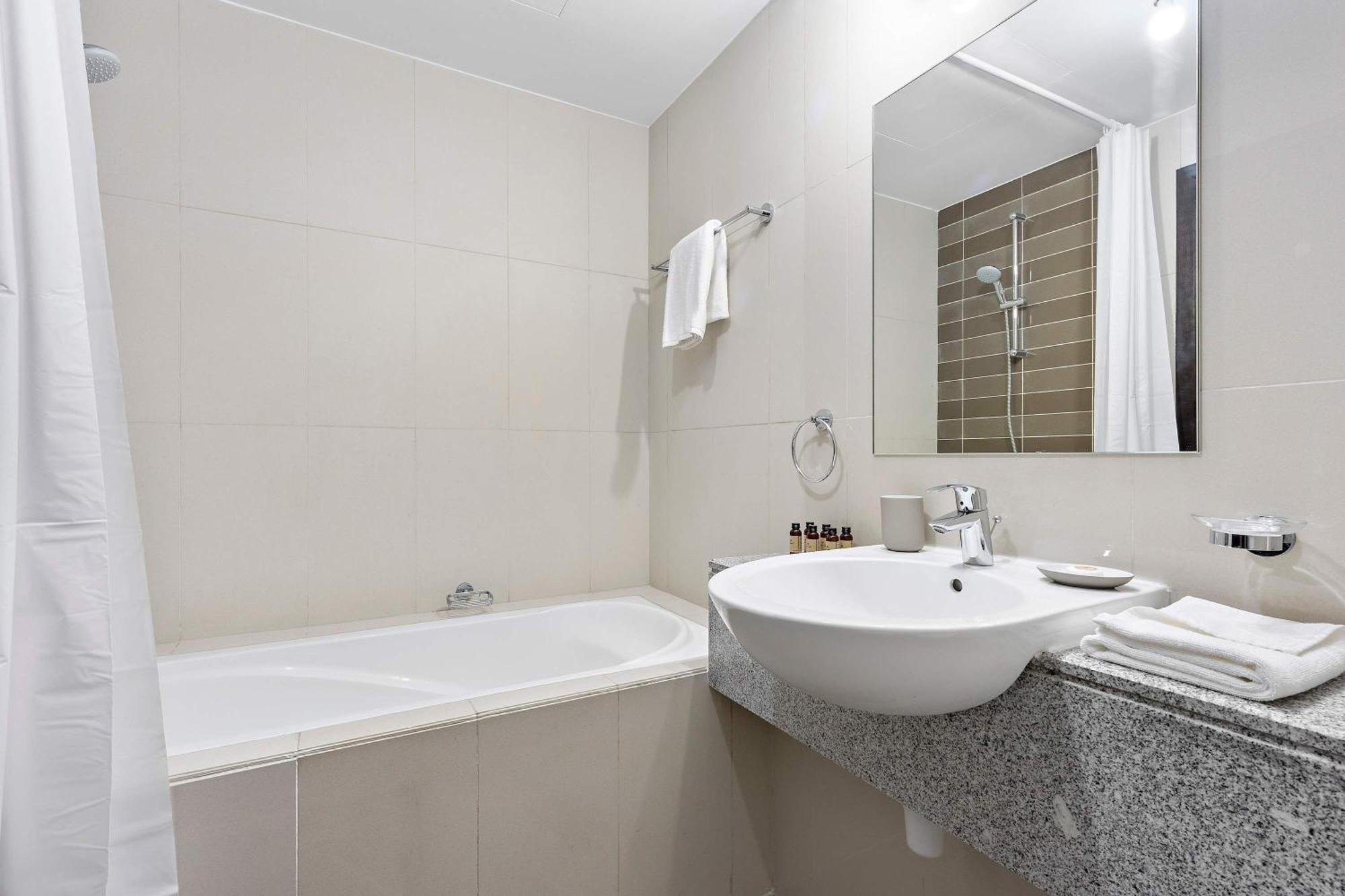 Apartment Silkhaus Superior 1 Bdr Al Fay Park Nearby
